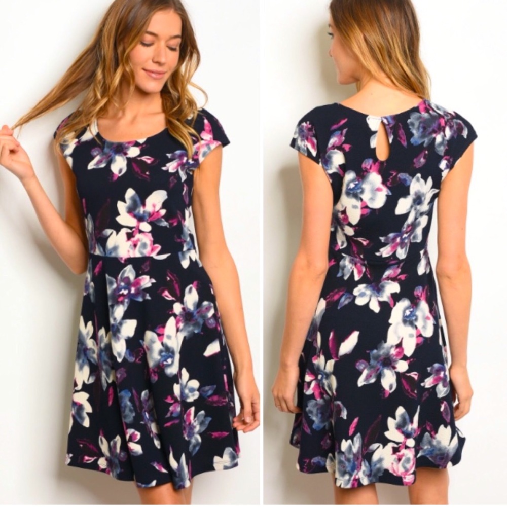 LAST 1⚠️ Lovely A-Line Flowered Dress, BRAND NEW,✔️